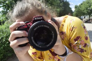 Online photography course for teenager